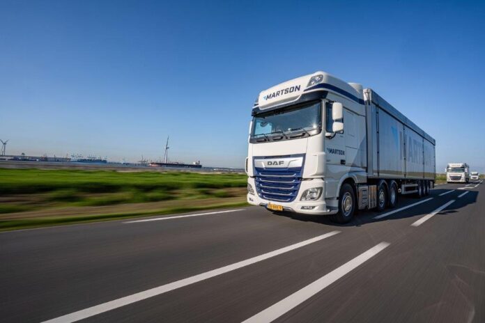 DAF XG + 6X2  MET 3 ASSSIGE WALKING FLOOR  OPLEGGER MARTSON