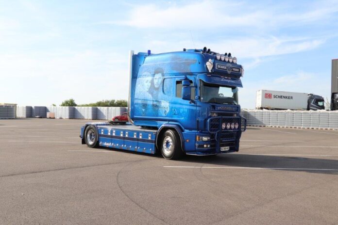 SCANIA  4 SERIE LONGLINE  4X2  TRANSRAPID