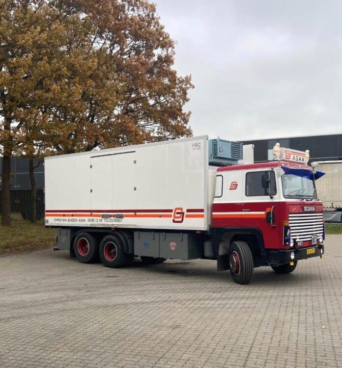 SCANIA 141 MOTORWAGEN MET 2   ASSIGE AANHANGER  CJ TRANSPORT - Afbeelding 3