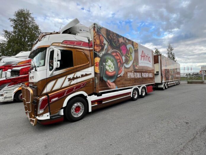 VOLVO FH 5 GLOBETROTTER 24 M COMBINATIE   RISTIMAA - Afbeelding 3