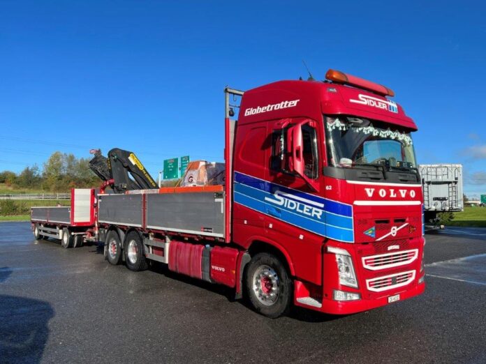 VOLVO FH 4 BLOBETROTTER MOTORWAGEN AANHANGER MET OPEN BAK EN KRAAN  SIDLER - Afbeelding 3