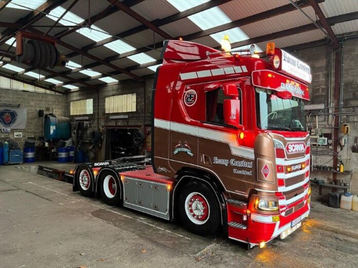 SCANIA NEXT GEN R HIGHLINE + 3 ASSIGE KOELOPLEGGER  CEUSTERS