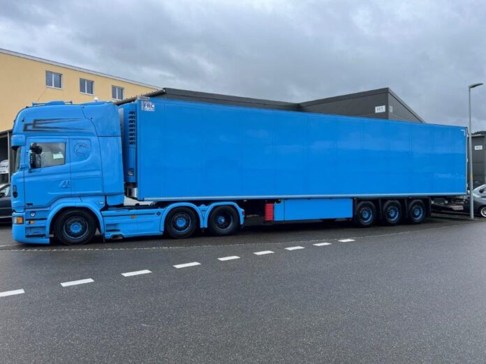 SCANIA  R SERIE STREAMLINE TOPLINE MET 3 ASSIGE KOELOPLEGGER VOWA-ERLINGER - Afbeelding 5