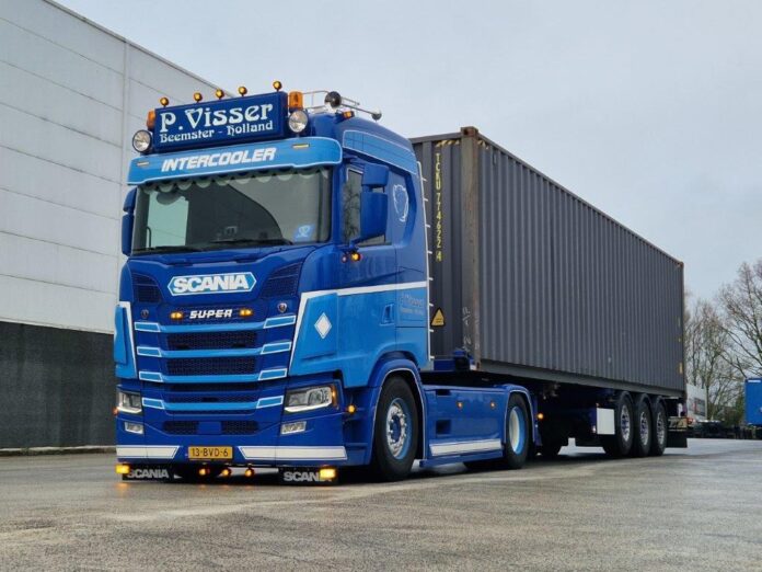 SCANIA NEXT GEN S 540 MET 40 FT REEFER CONTAINER P. VISSER