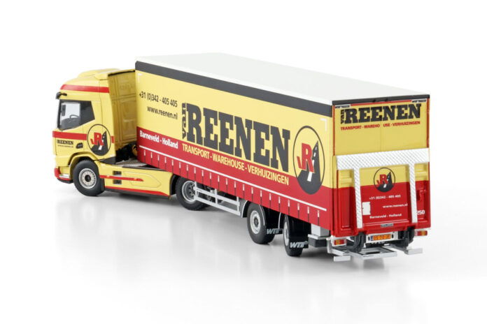 VAN REENEN; DAF XD SH WITH SKY LIGHTS AND SIDE WINDOW 4X2 BOX TRAILER - 2 AXLEVAN REENEN; DAF XD SH WITH SKY LIGHTS AND SIDE WINDOW 4X2 BOX TRAILER - 2 AXLE - Afbeelding 4