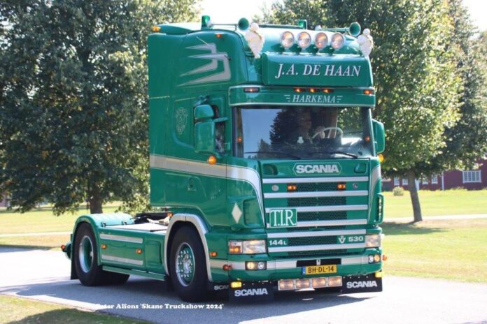 WSI  SCANIA  4 SERIES    TOPLINE  4X2  J.A. DE HAAN  EXCLUSIEF MODEL - Afbeelding 10