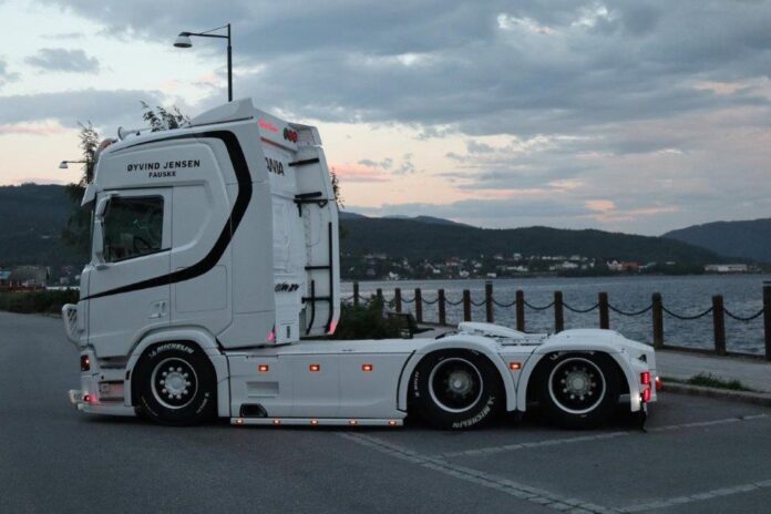 SCANIA NEXT GEN R SERIE HIGHLINE 6X2 SLEEPAS TREKKET  JENSEN - Afbeelding 5