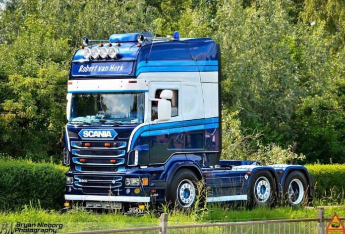 SCANIA R6 TOPLINE 6X2 VOOR LOOPAS KOEL OPLEGGER 3 ASSEN ROBERT VAN HERK  EXCLUSIEF TONTOYS OSS - Afbeelding 9