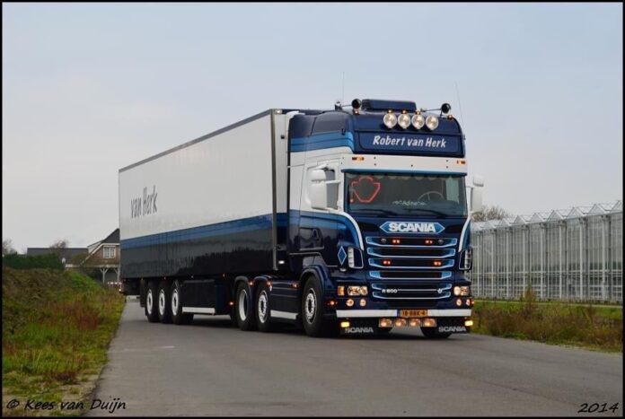 SCANIA R6 TOPLINE 6X2 VOOR LOOPAS KOEL OPLEGGER 3 ASSEN ROBERT VAN HERK  EXCLUSIEF TONTOYS OSS
