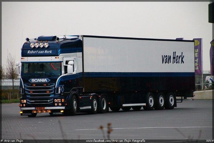 SCANIA R6 TOPLINE 6X2 VOOR LOOPAS KOEL OPLEGGER 3 ASSEN ROBERT VAN HERK  EXCLUSIEF TONTOYS OSS - Afbeelding 2