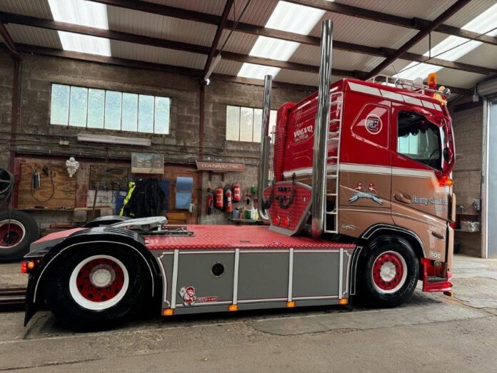 VOLVO FH05 LAAG DAK MET 3 ASSIGE SILO OPLEGGER  RONNY CEUSTERS - Afbeelding 4