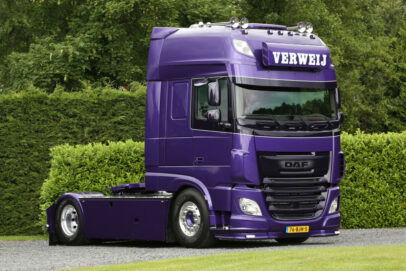 VERWEIJ; DAF XF SUPER SPACE CAB 4X2