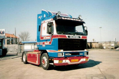 JOHN RASMUSSEN; SCANIA 3 SERIES STREAMLINE 4X2