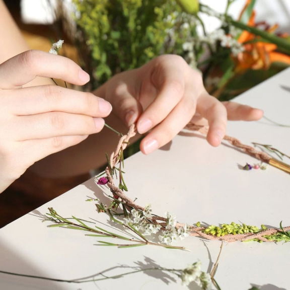 Huckleberry - Make Your Own Fresh Flower Necklace - Afbeelding 4