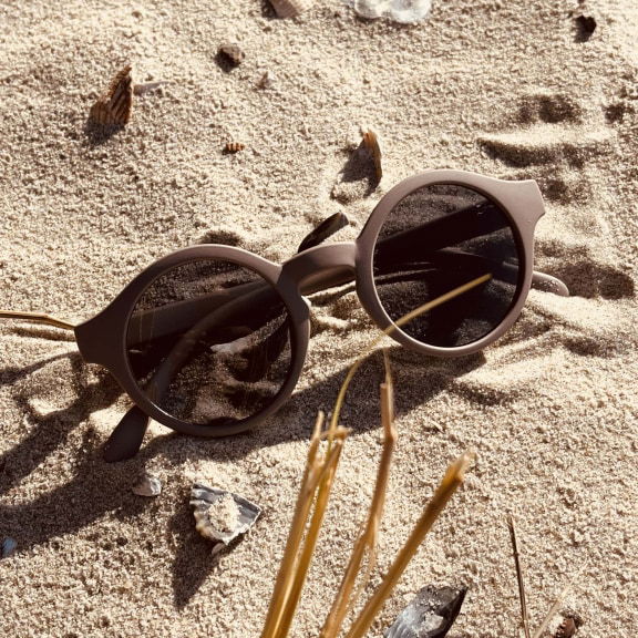 Okky - Zonnebril Peuter Crab Taupe - Afbeelding 3