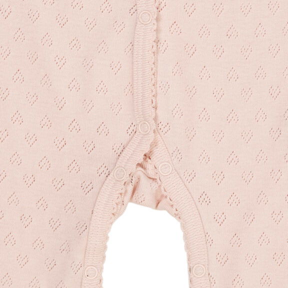 Copenhagen Colors POINTELLE HEART FULL BODY DUSTY ROSE kruippakje babykleding kraamcadeau hartjes