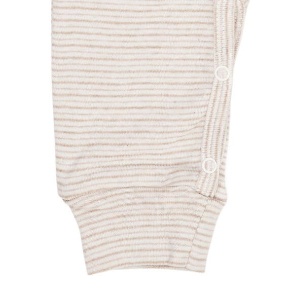 Copenhagen Colors STRIPED LONG SLEEVED ROMPER W LAPNECK BEIGE STRIPE kruippakje babykleding kraamcadeau hartjes