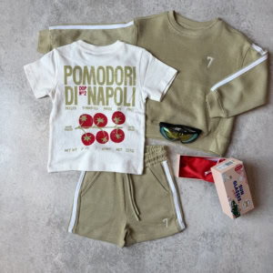 Outfit 3: Pomodori Di Napoli
