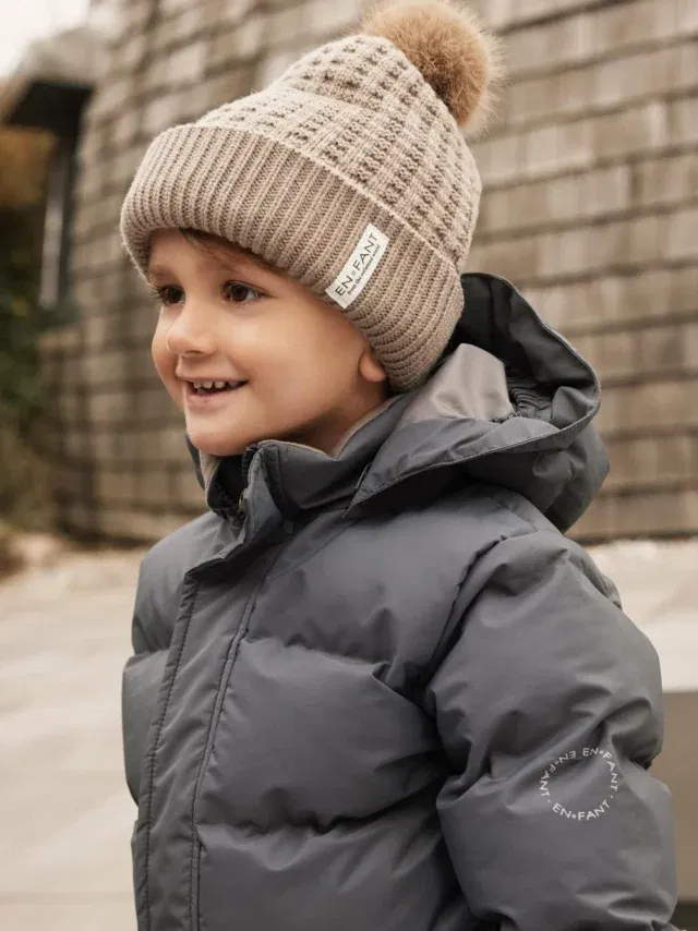 Het wordt kouder ❄️ Tijd voor een warme jas!
Shop onze laatste winterjassen nu met 20% korting 🧥✨

#zoubisoukids #jassenmetkorting #kinderwinterjas #winterjas #herfstweer #sale