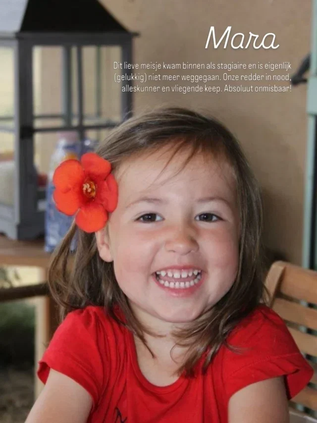 🌺 Deze topper verdient een eigen post. Ons nieuwste teamlid, Mara. Onze extra handjes en ogen in de winkel. Tiktok wizard én de rust in alle chaos 😅

#zoubisoukids #teamzoubisou #backinthedays